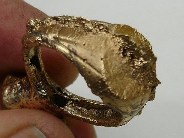 Het gietproduct, de ring die het gaat worden.